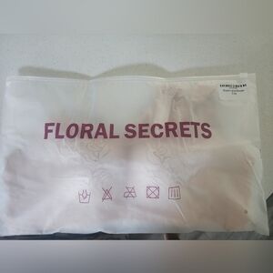 Floral Secrets Bra In Blush